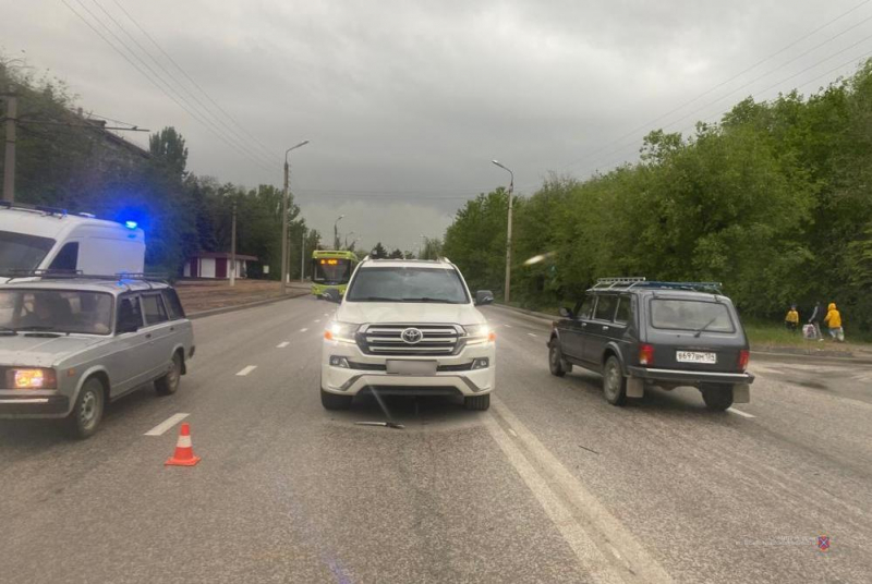 Зятя мэра Волжского заподозрили в наезде на ребенка Зятя мэра Волжского заподозрили в наезде на ребенка