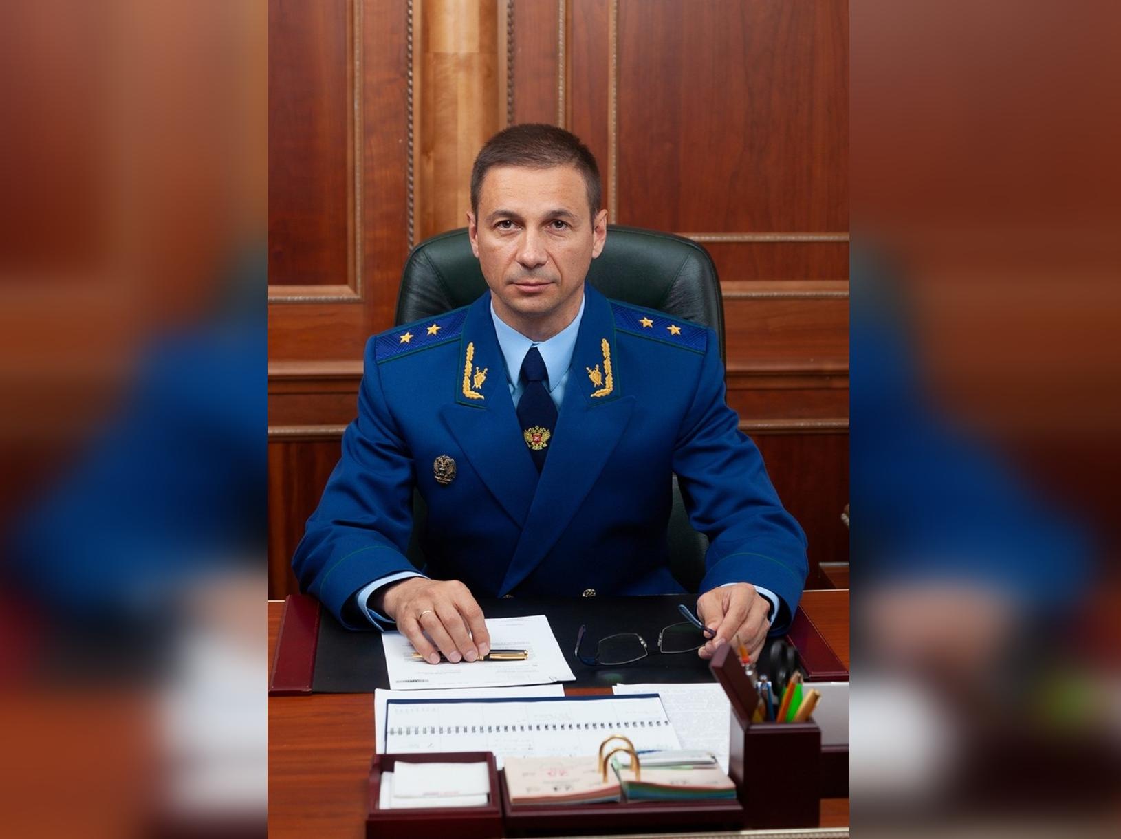 Прокурор Волгоградской области предложил наказывать чиновников за нарушения в сфере капитального ремонта Прокурор Волгоградской области предложил наказывать чиновников за нарушения в сфере капитального ремонта