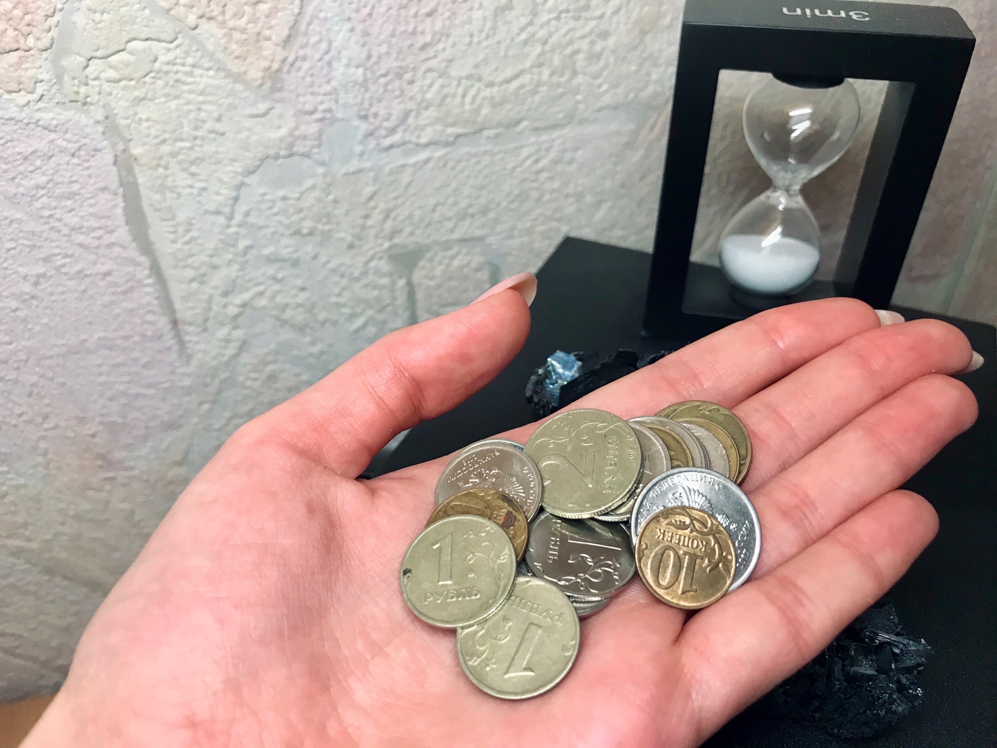 Суд не отпустил из СИЗО волгоградскую налоговика за взятку в четверть миллиона