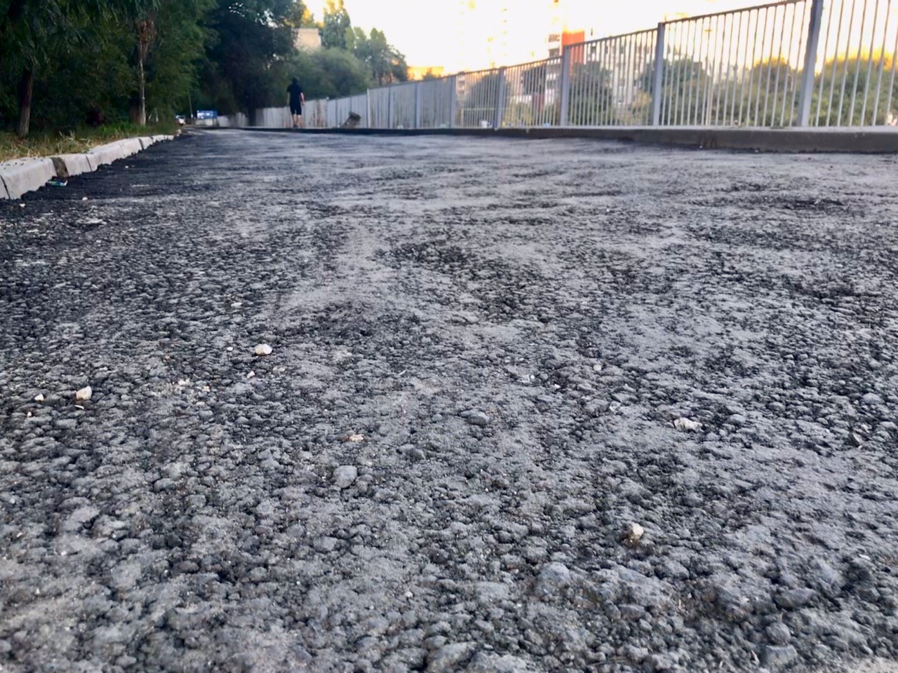В Красноармейском районе Волгограда реконструируют проезд по улице Лазоревой В Красноармейском районе Волгограда реконструируют проезд по улице Лазоревой