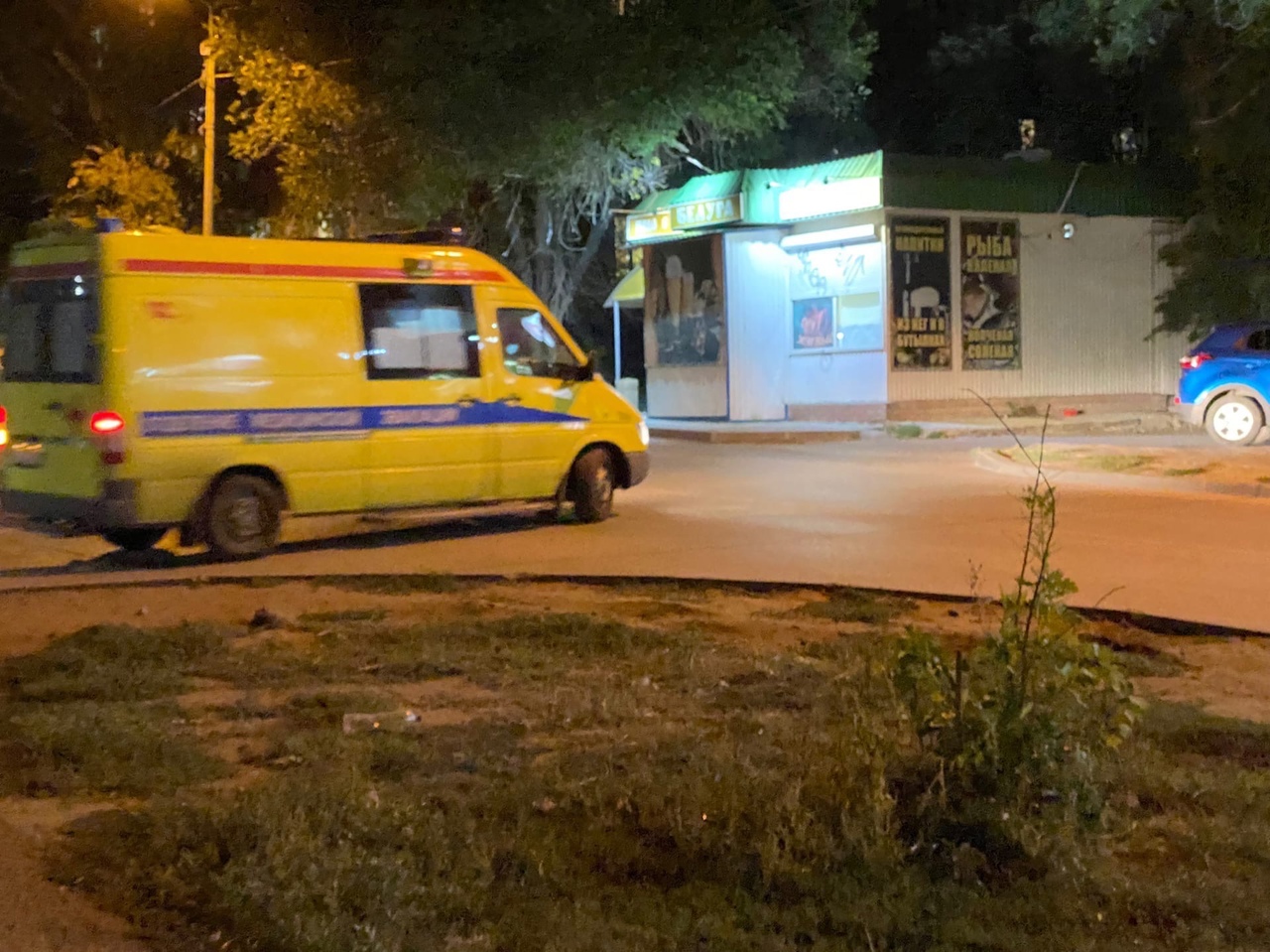 Двух женщин сбил мужчина без прав на Granta в Михайловке Двух женщин сбил мужчина без прав на Granta в Михайловке