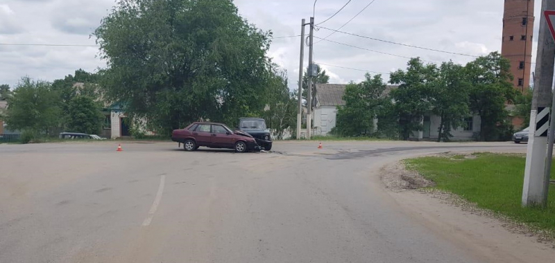 За сутки в Волгоградской области в ДТП попали три LADA и четыре ВАЗ За сутки в Волгоградской области в ДТП попали три LADA и четыре ВАЗ