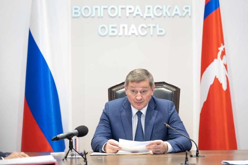 Андрей Бочаров вступил в должность губернатора Волгоградской области Андрей Бочаров вступил в должность губернатора Волгоградской области