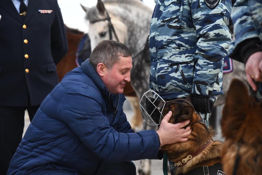Волгоградский губернатор отменил встречу с депутатами регионального парламента из-за коронавируса Волгоградский губернатор отменил встречу с депутатами регионального парламента из-за коронавируса